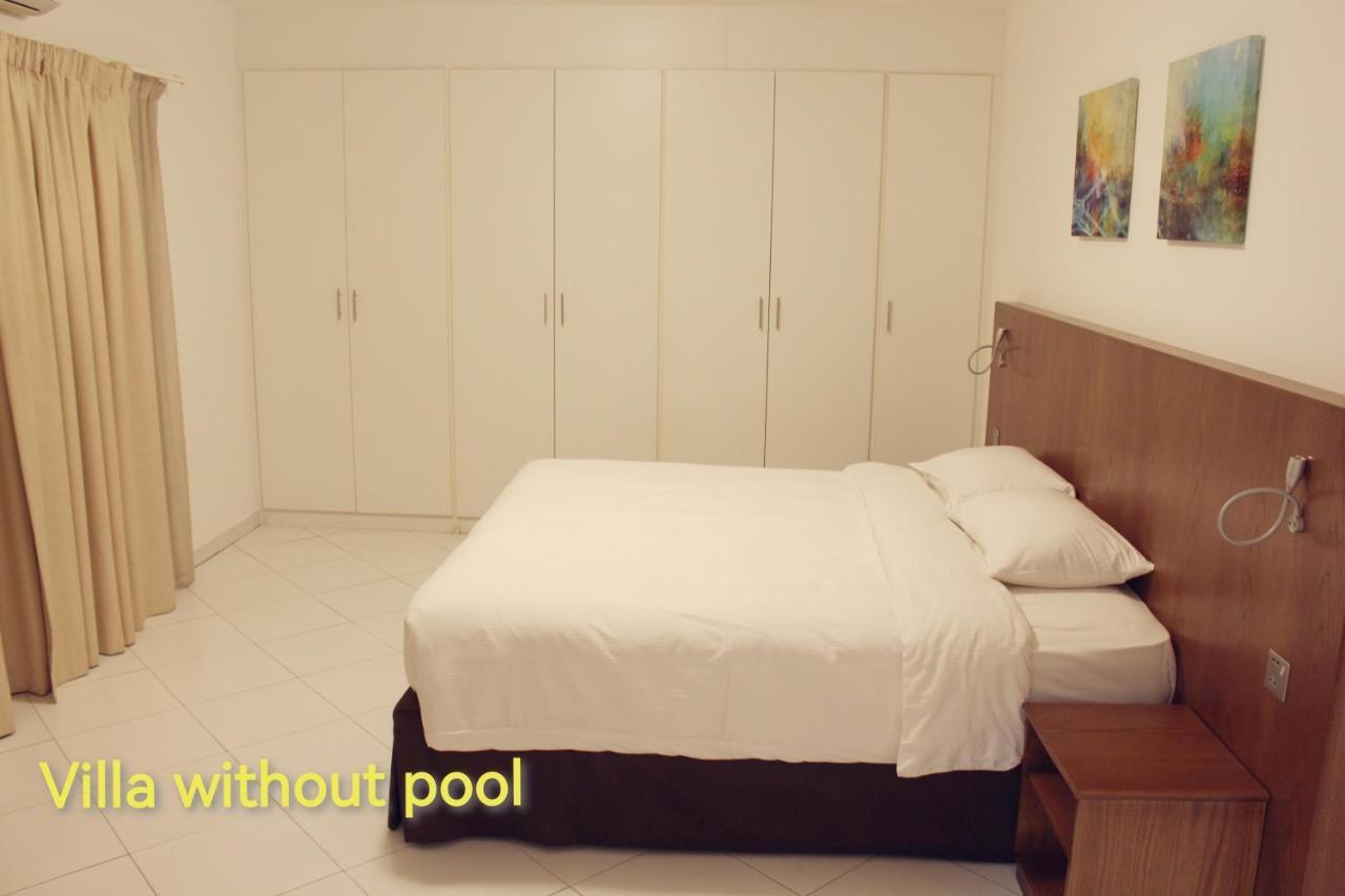J5 Four Bedroom Villa Holiday Home In Al Wasl For Families Only Дубай Экстерьер фото